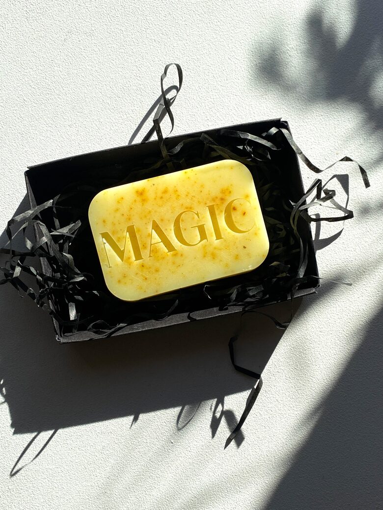 MAGIC - citrusa skrubja ziepes