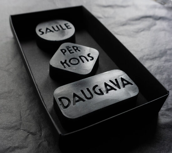 Melnais "Saule, Pērkons, Daugava"