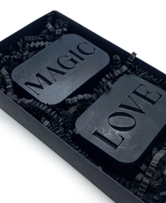 MAGIC LOVE  - ziepju komplekts melnā versija