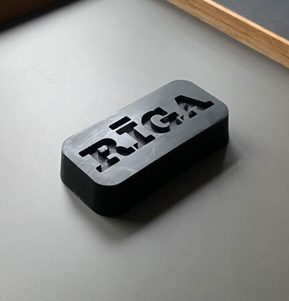 RĪGA - ogļu ziepes, ķermenim un sejai